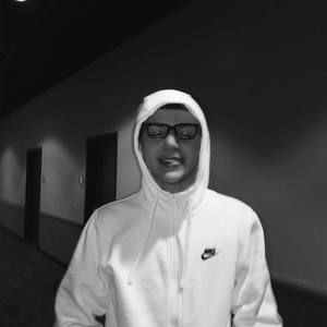 Meet your Posher, Dakota